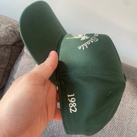 Siegelman Stable x NYON - Green - Picture 2 of 4